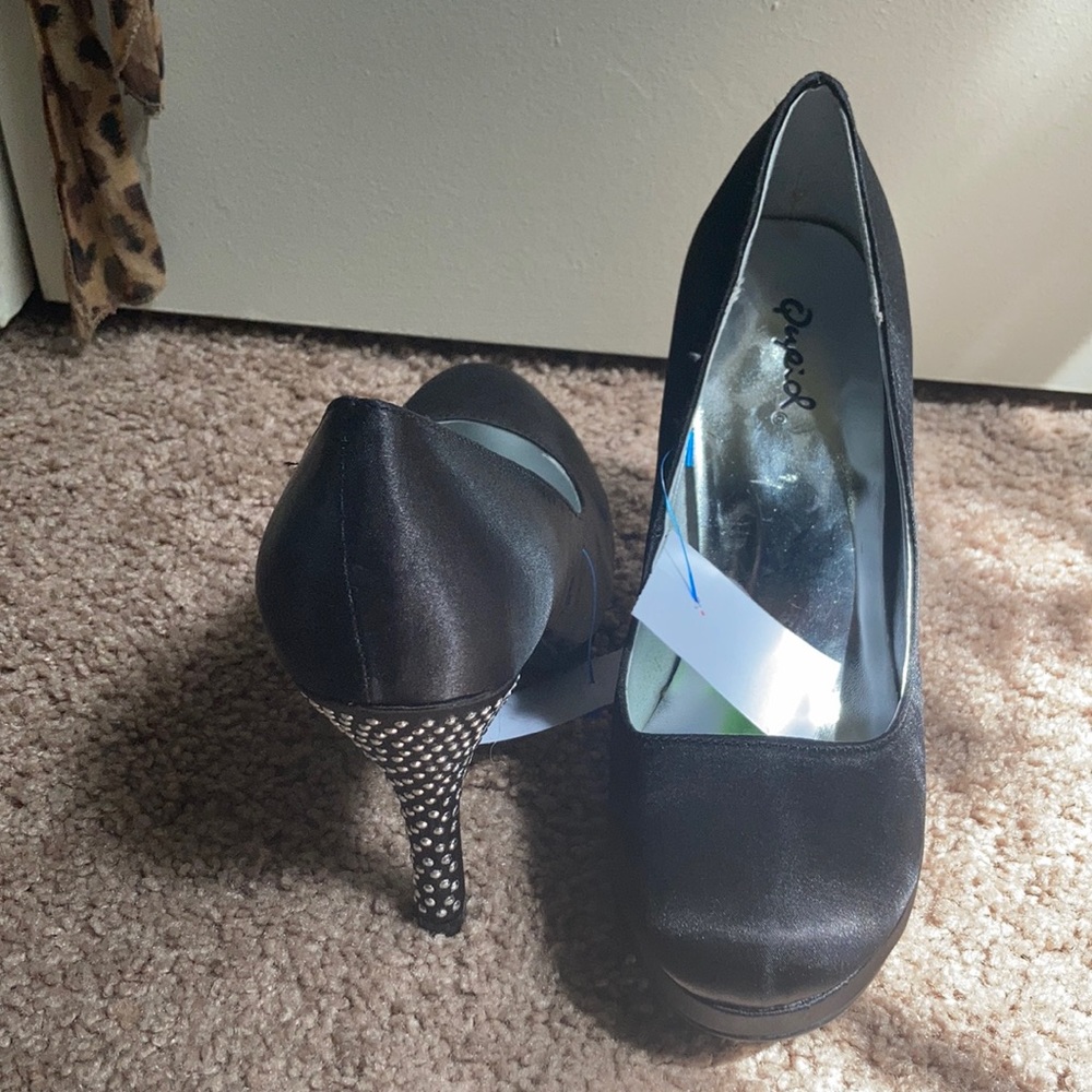 Qupid black silver studded heels